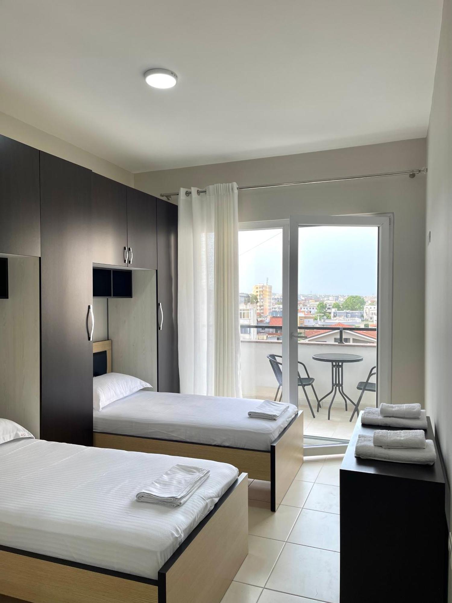 Ki Apartment Durrës Esterno foto